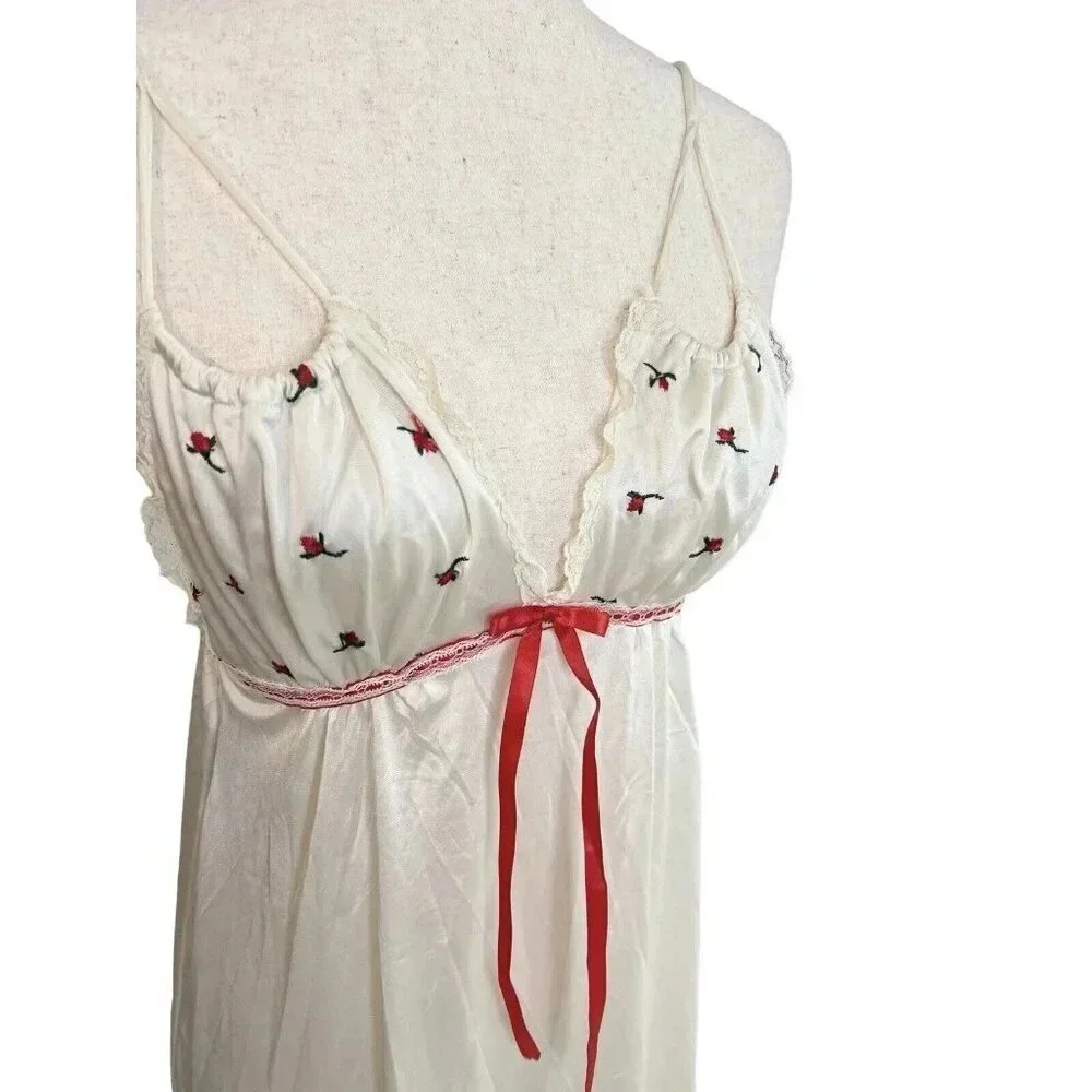 Vtg Long Nightgown Nylon Lingerie Feminine Sissy Lolita Flower Embroidered Small - Picture 2 of 16
